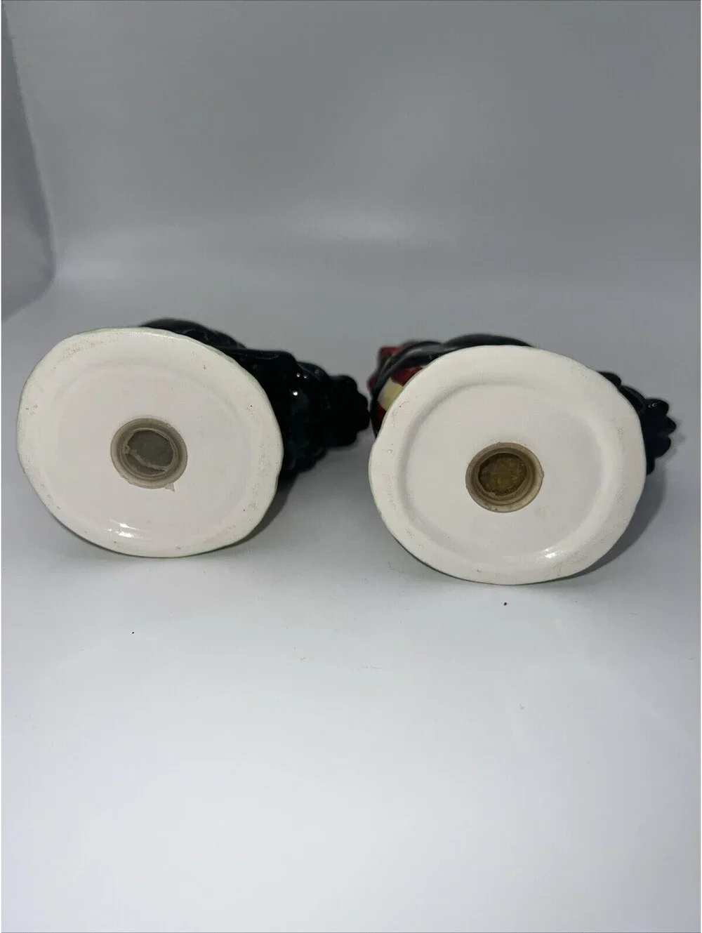 Salt & Pepper Shakers Chickens 3.5x3.75